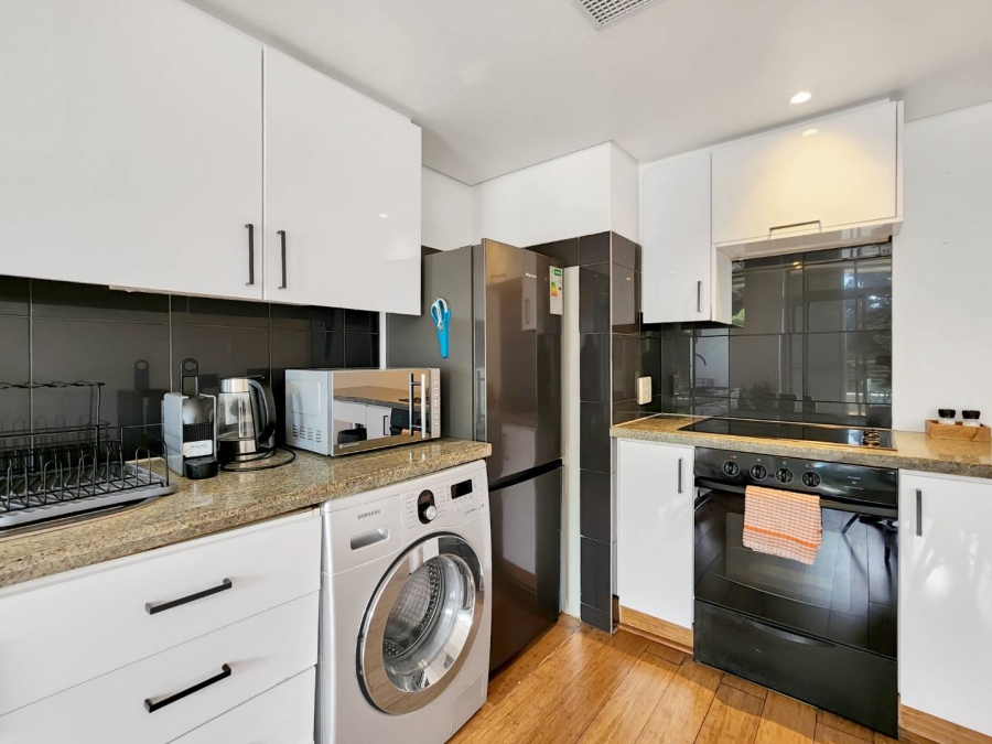 1 Bedroom Property for Sale in De Waterkant Western Cape